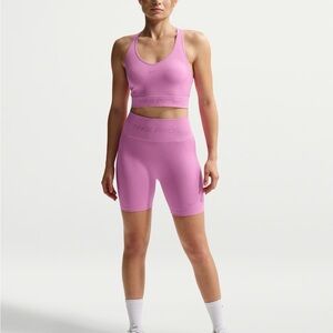 Nike Pro Seamless
Women's Dri-FIT High-Waisted 5" Biker Shorts